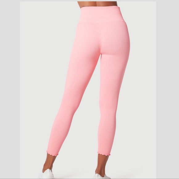 Nux For the Frill 7/8 Legging - Picture 2 of 7